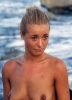 Amanda Donohoe Nude