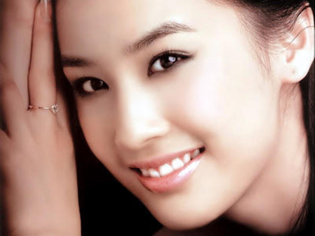 Shengyi Huang sexy pics