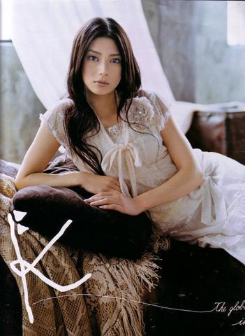 actress Ko Shibasaki young spicy pics home