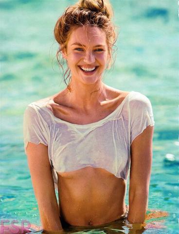 models Carisa Glucksman teen private photos beach