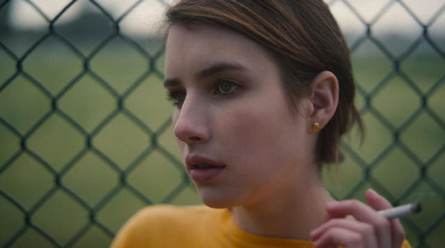 actress Gia Coppola 24 years Without bra picture in public