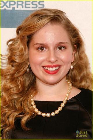 actress Allie Grant 23 years nude photos in public