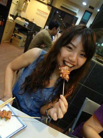 Vivian Sung hot pic