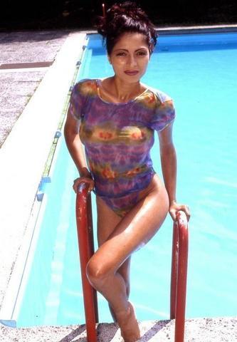 models Christina Hadiwijaya young bared foto in public