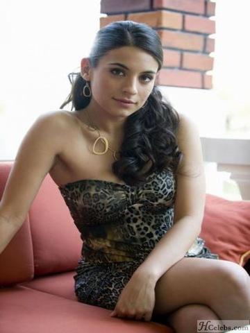actress Ana Brenda Contreras 25 years chest image beach