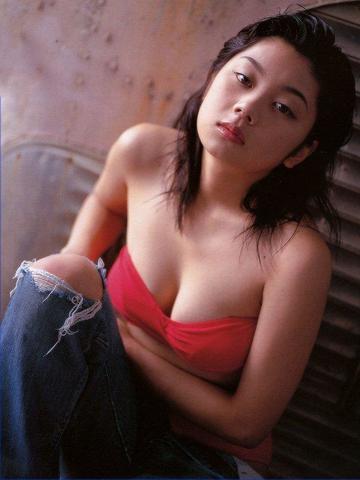 actress Eiko Koike 2015 k naked photography in the club