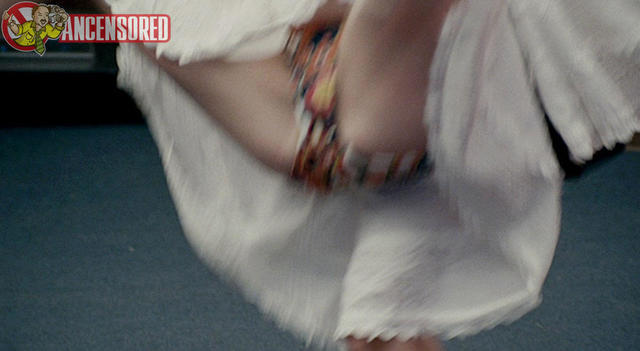 Kristen Hager nunca desnuda