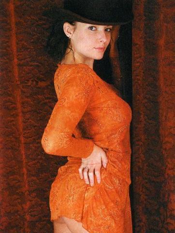 models Kristen Zaik 20 years bust photo home