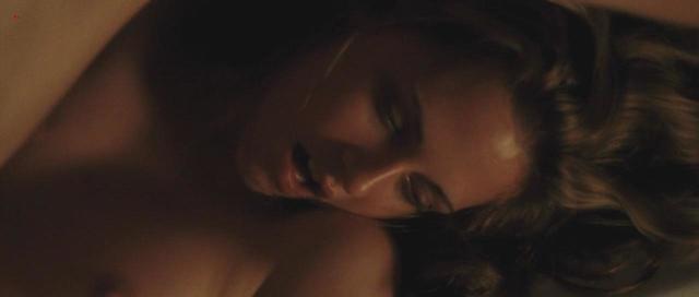 Alice Braga scène de sexe