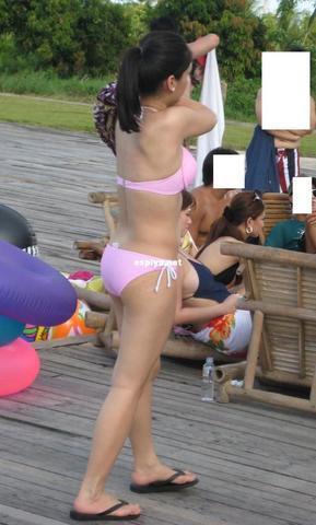 celebritie Pauleen Luna 2015 sensual snapshot beach
