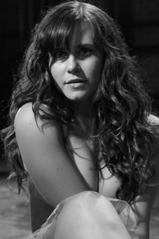 Saskia Burmeister sexy hot