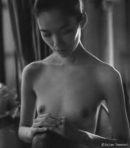actress Tao Okamoto 25 years Without panties pics home