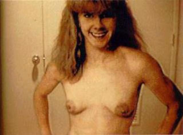 models Tanya Bond 19 years buck naked snapshot in the club