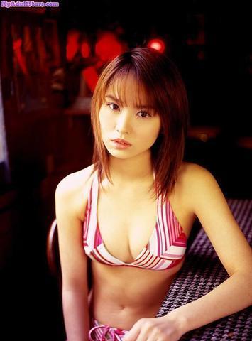 Yui Ichikawa topless pics