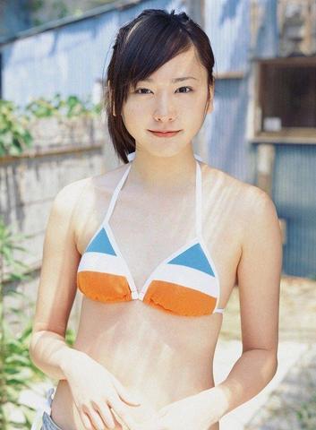actress Yui Aragaki 21 years fleshly image home