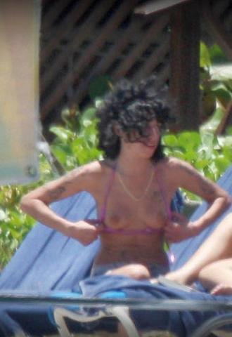 Amy Winehouse desnudos falsos