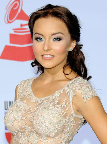 actress Angelique Boyer teen in the altogether pics in public