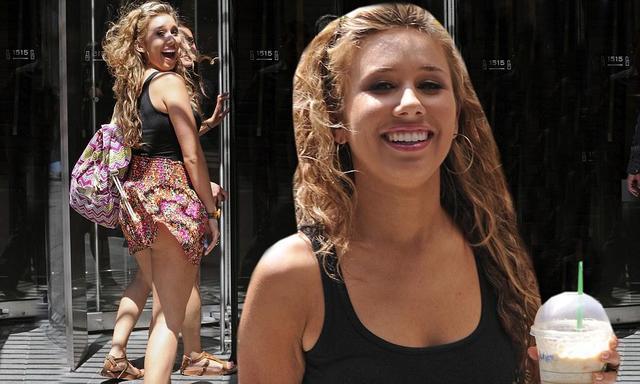 actress Haley Reinhart 2015 spicy photography in public