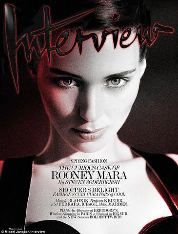 celebritie Rooney Mara teen undress photography in the club