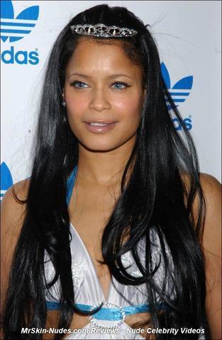 Blu Cantrell nudographie
