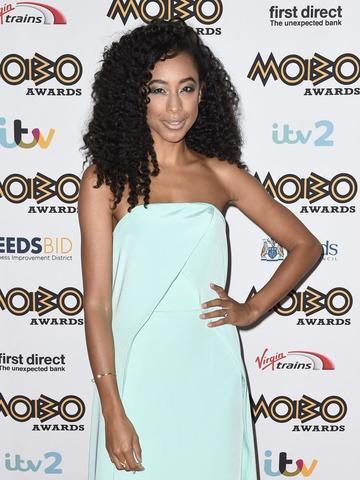 celebritie Corinne Bailey Rae 22 years bust picture in public