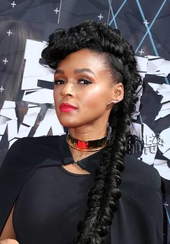 models Janelle Monáe 20 years Without brassiere photos beach