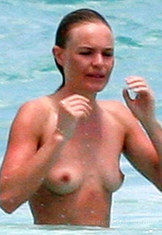 celebritie Kate Bosworth young Without camisole photos beach