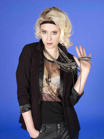 Lily Loveless Nudographie
