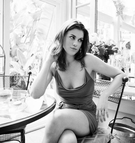 Lindsey Shaw the fappening