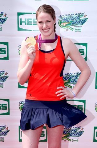 celebritie Missy Franklin teen concupiscent photo in the club