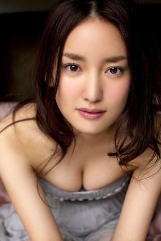 models Yumiko Kobayashi 22 years laid bare pics in public