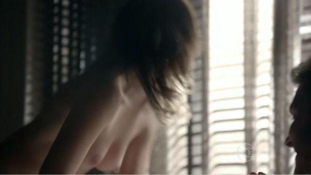 Adriana Birolli topless