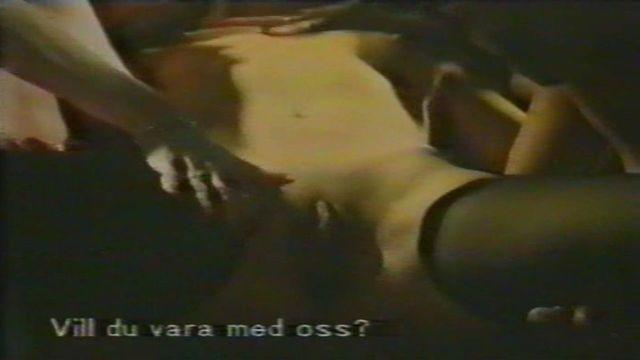 actress Aida Vargas 21 years Without panties art in public