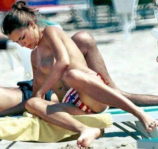 models Alena Seredova 22 years Without clothing photography beach