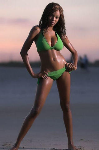 models Alicia Fox 18 years provocative pics in public