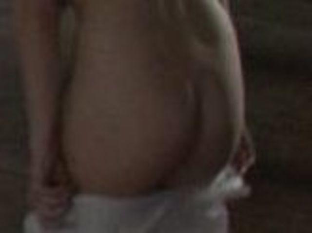 Alycia Debnam Carey desnudo falso