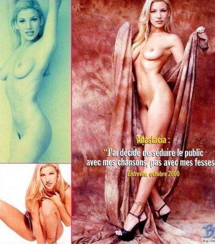 celebritie Anastacia Newkirk 21 years nude young foto picture in the club