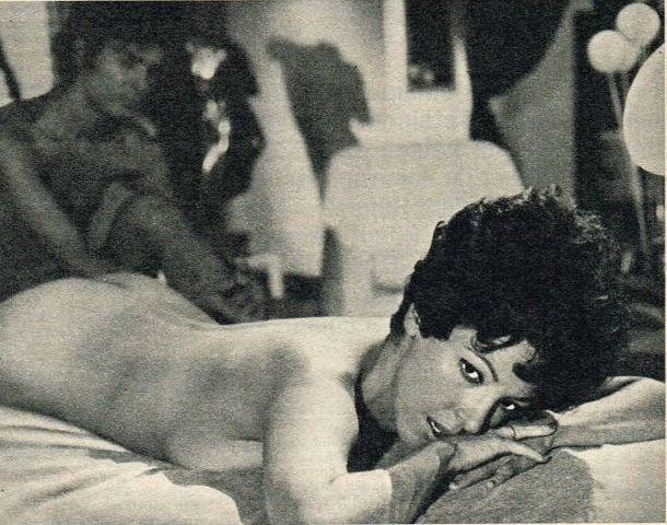 Anna Moffo topless image