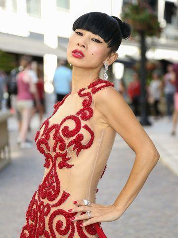 models Bai Ling 19 years fervid photography in the club