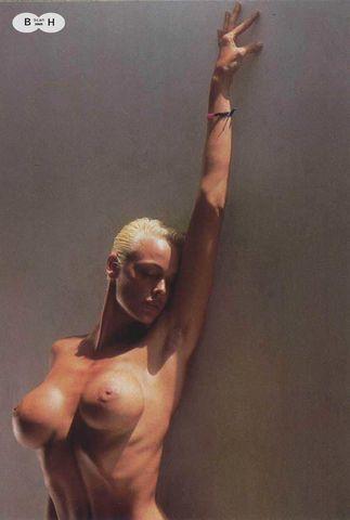 Brigitte Nielsen desnudo caliente