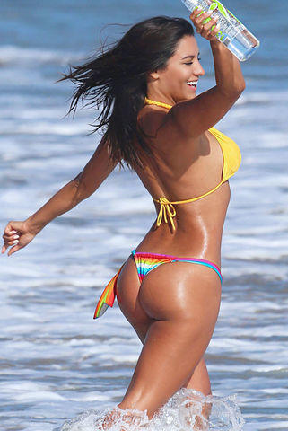 celebritie Bruna Tuna teen in one's skin photo beach