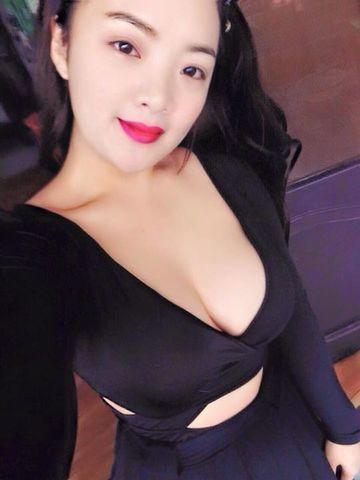  Hot foto Cao Giang tits