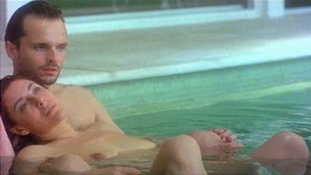 celebritie Charo López teen k naked photo in public