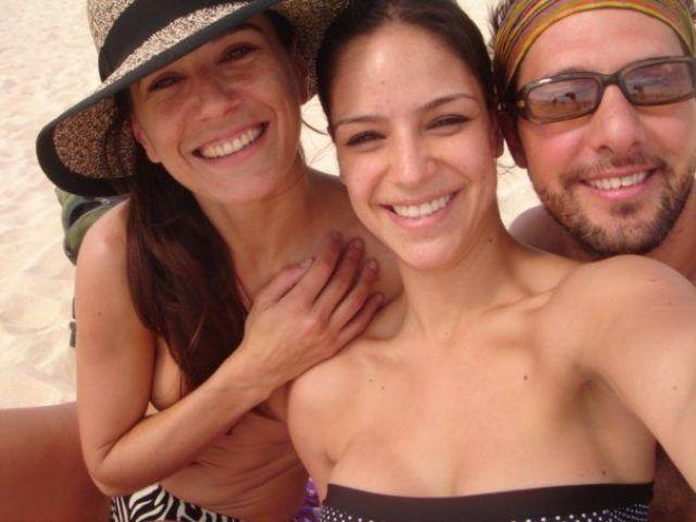 celebritie Cinthia Vazquez 21 years undressed image beach