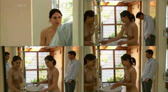 Claire Forlani nude pic