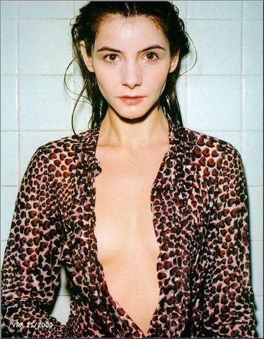 actress Clotilde Courau young bare pics in the club