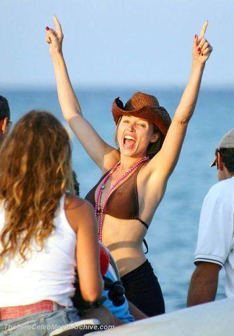 actress Dannii Minogue 21 years bareness foto in public