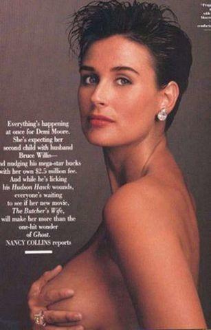actress Demi Moore 23 years bare-skinned picture in public
