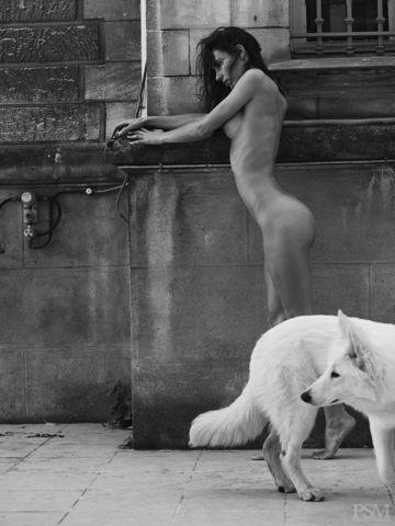 Naked Elisa Meliani foto