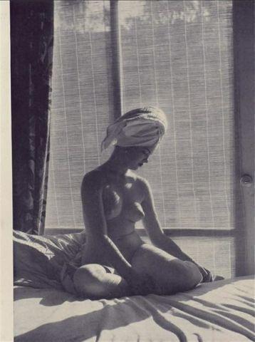 Elsa Sørensen topless pics